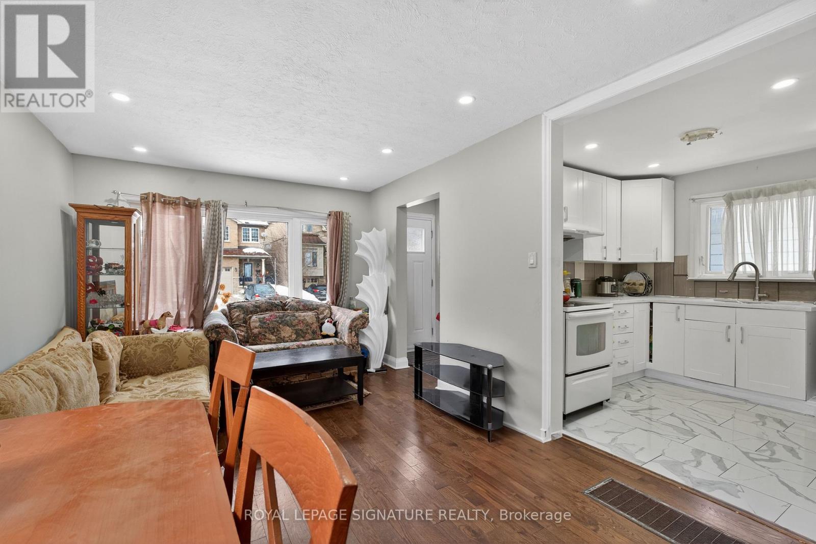 39 Rhydwen Avenue, Toronto, Ontario  M1N 2E2 - Photo 14 - E12781370