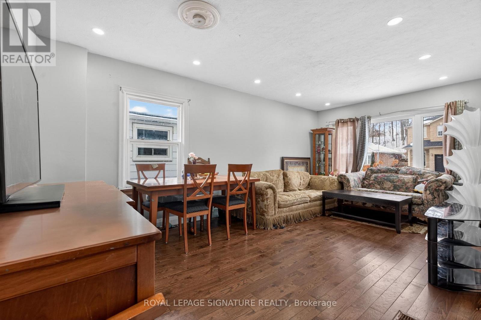 39 Rhydwen Avenue, Toronto, Ontario  M1N 2E2 - Photo 8 - E12781370