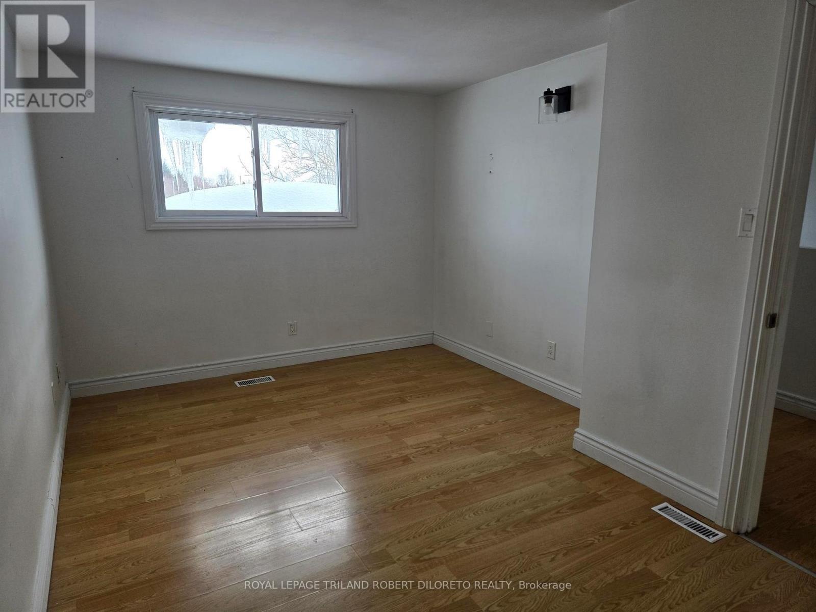 295 Beckett Road, Ingersoll, Ontario  N5C 3X5 - Photo 15 - X12783794