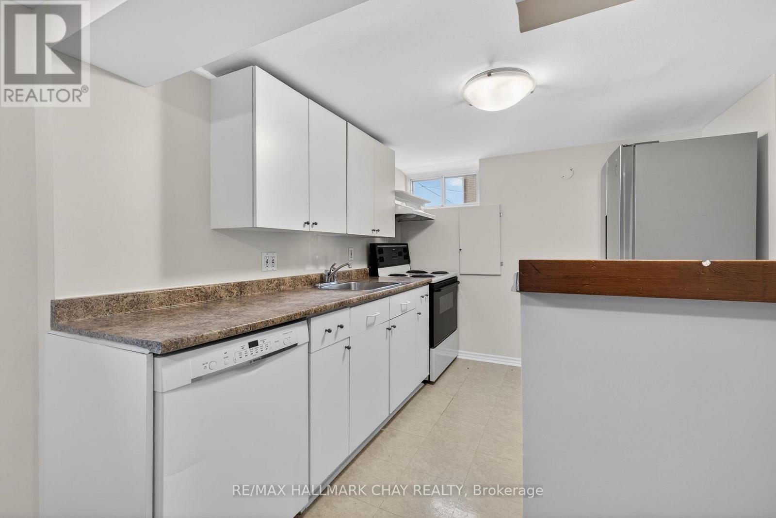 313 Taylor Mills Drive N, Richmond Hill, Ontario  L4C 2T8 - Photo 25 - N12781288