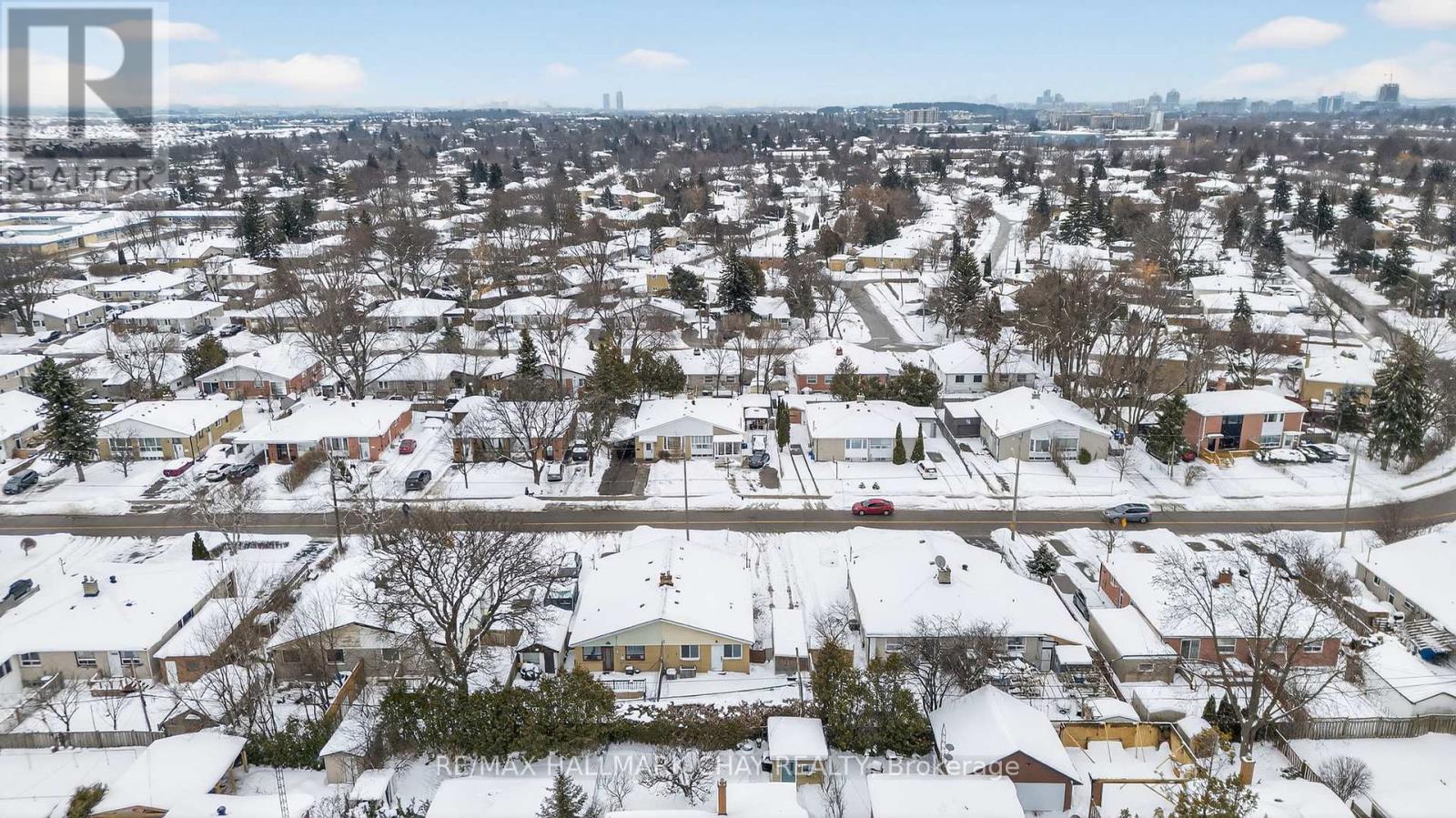 313 Taylor Mills Drive N, Richmond Hill, Ontario  L4C 2T8 - Photo 39 - N12781288