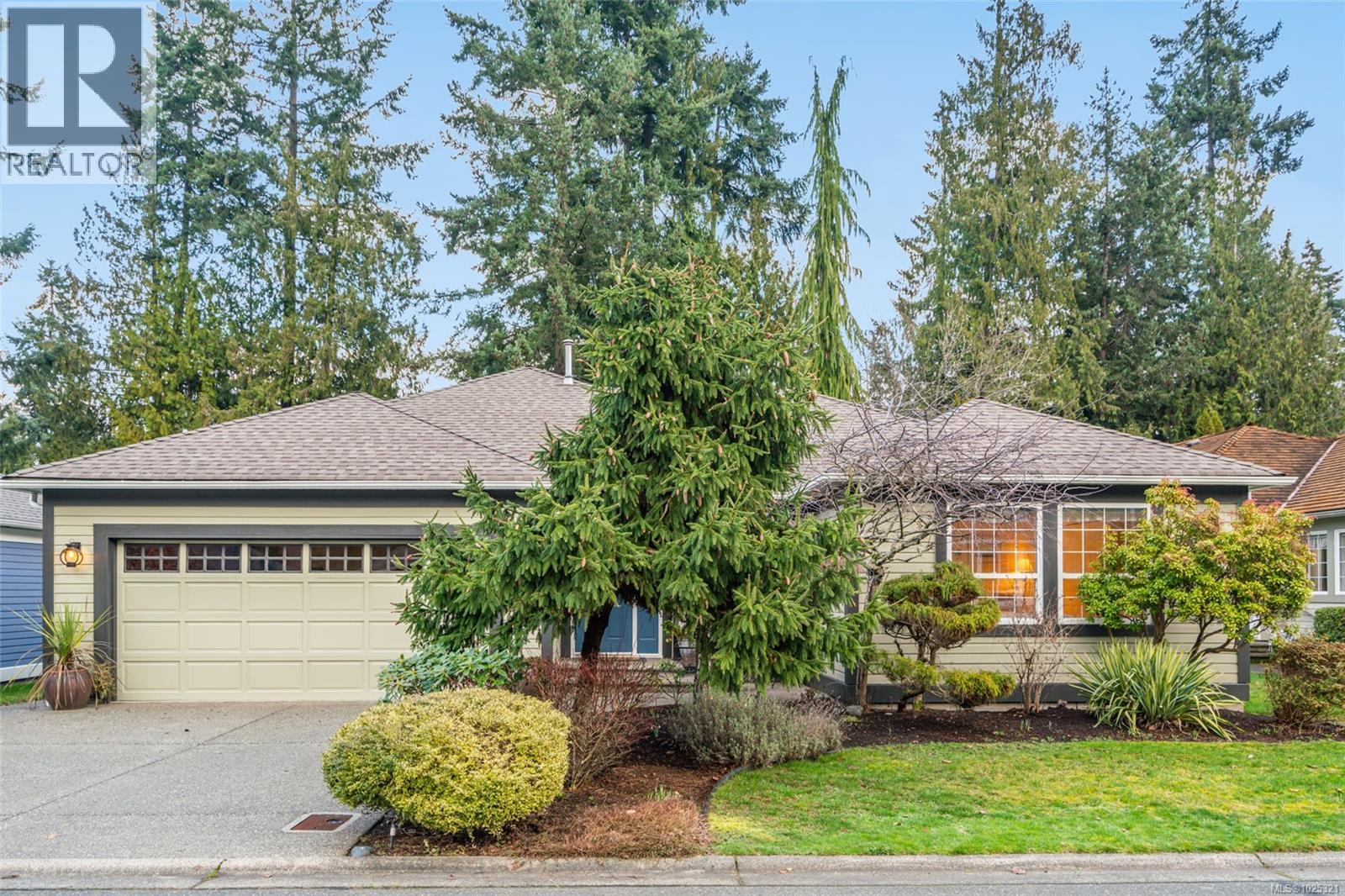 523 Seaward Way, Qualicum Beach, British Columbia