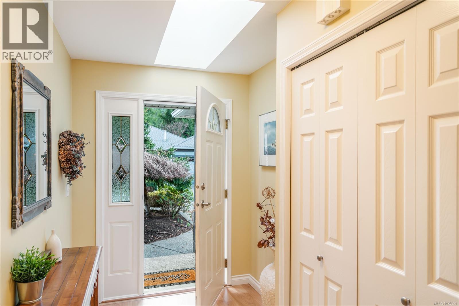 523 Seaward Way, Qualicum Beach, British Columbia  V9K 1T8 - Photo 13 - 1025321