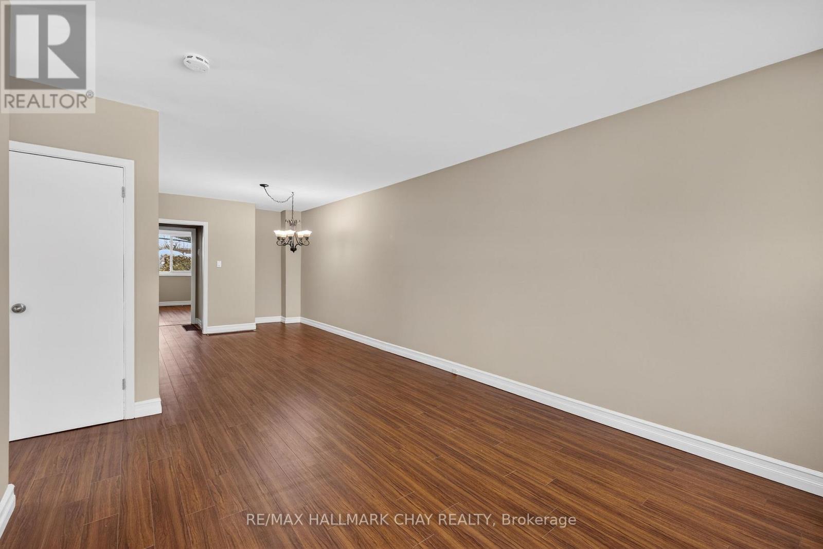 313 Taylor Mills Drive N, Richmond Hill, Ontario  L4C 2T8 - Photo 9 - N12781288