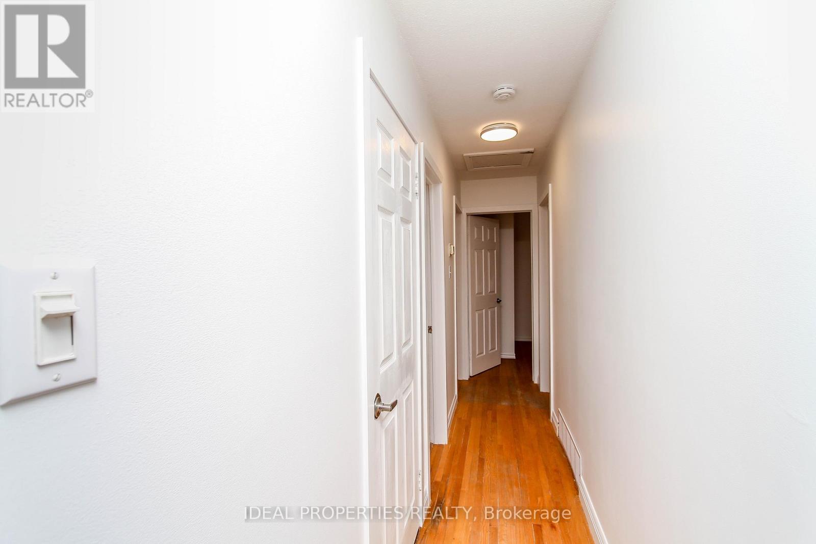 103 Sherwood Street, Ottawa, Ontario  K2L 1K8 - Photo 14 - X12783744