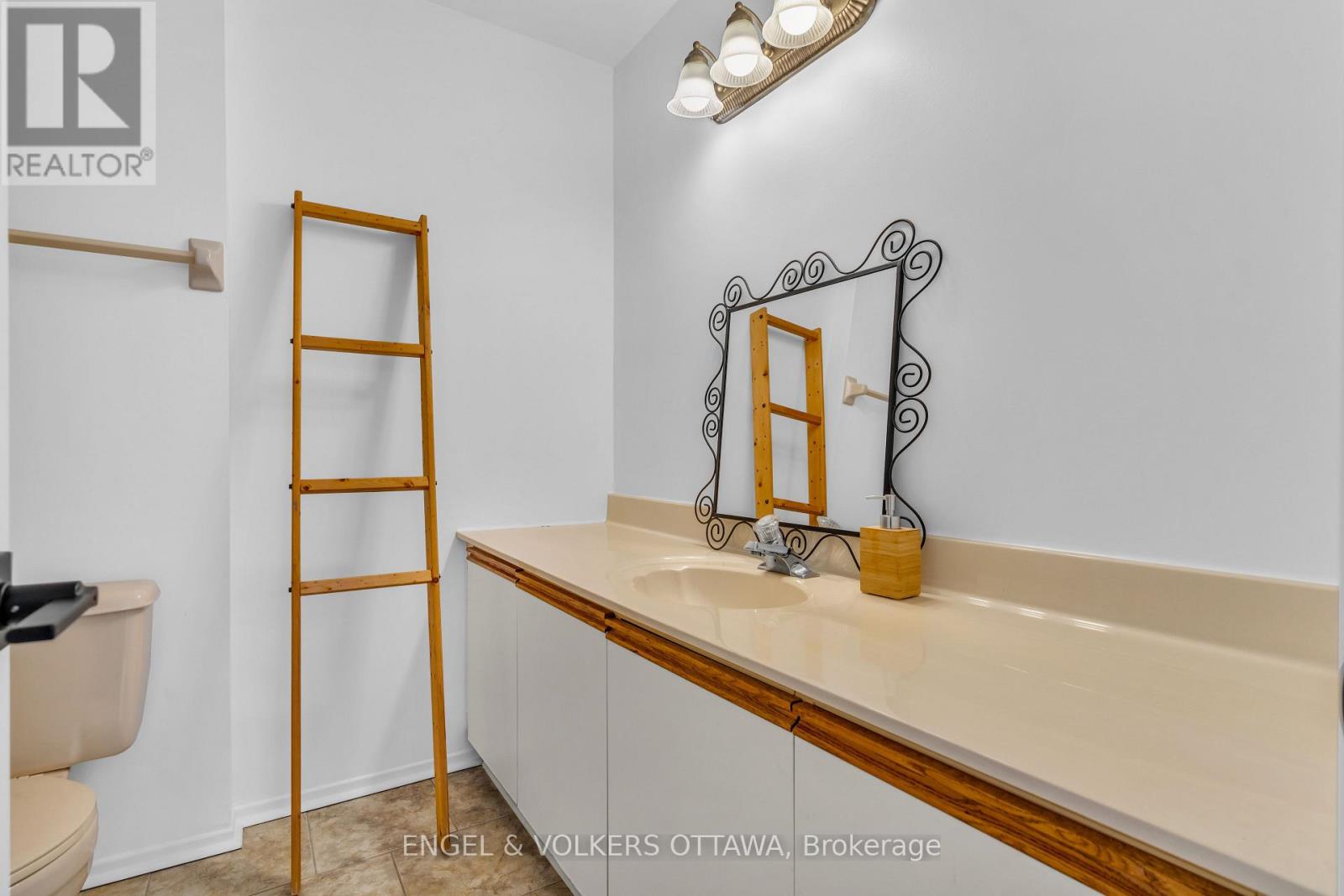 7 - 5 Timberview Way, Ottawa, Ontario  K2H 9M6 - Photo 20 - X12783912