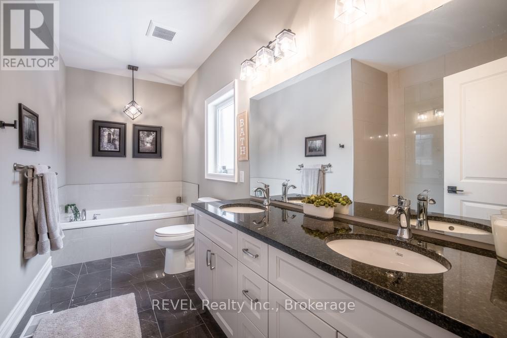 94 Julia Drive, Welland (Coyle Creek), Ontario  L3C 0E7 - Photo 18 - X12783842