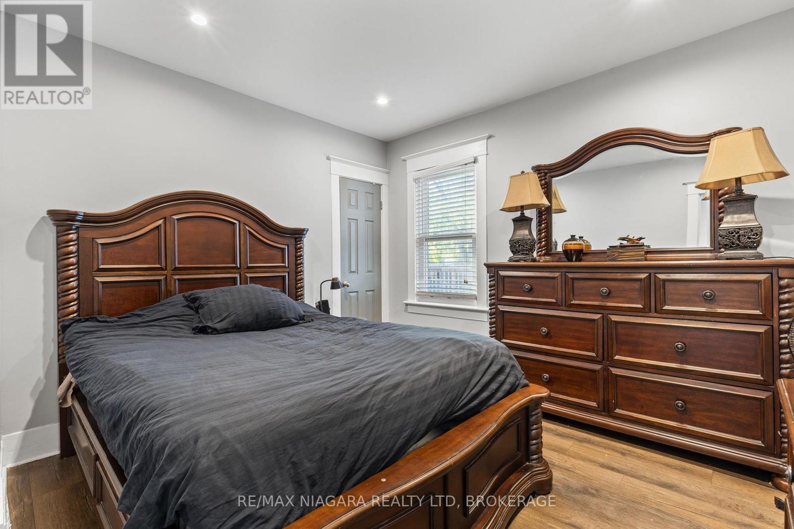 239 Bowen Road, Fort Erie, Ontario  L2A 2Y6 - Photo 15 - X12783894