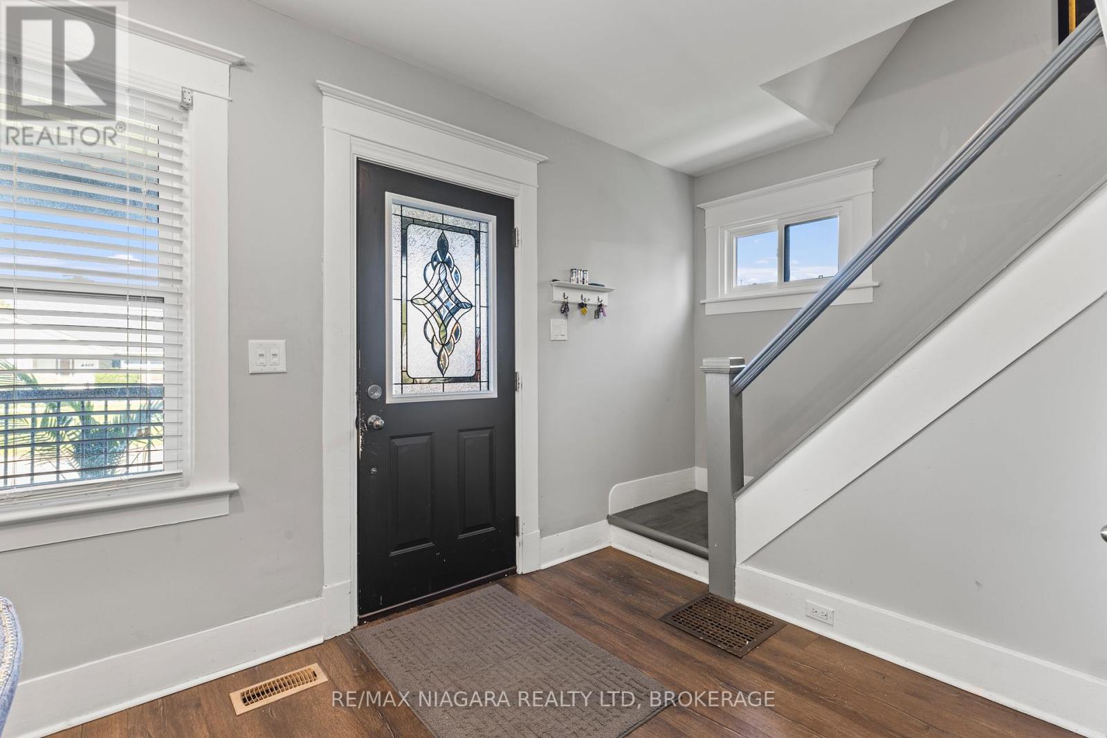 239 Bowen Road, Fort Erie, Ontario  L2A 2Y6 - Photo 6 - X12783894