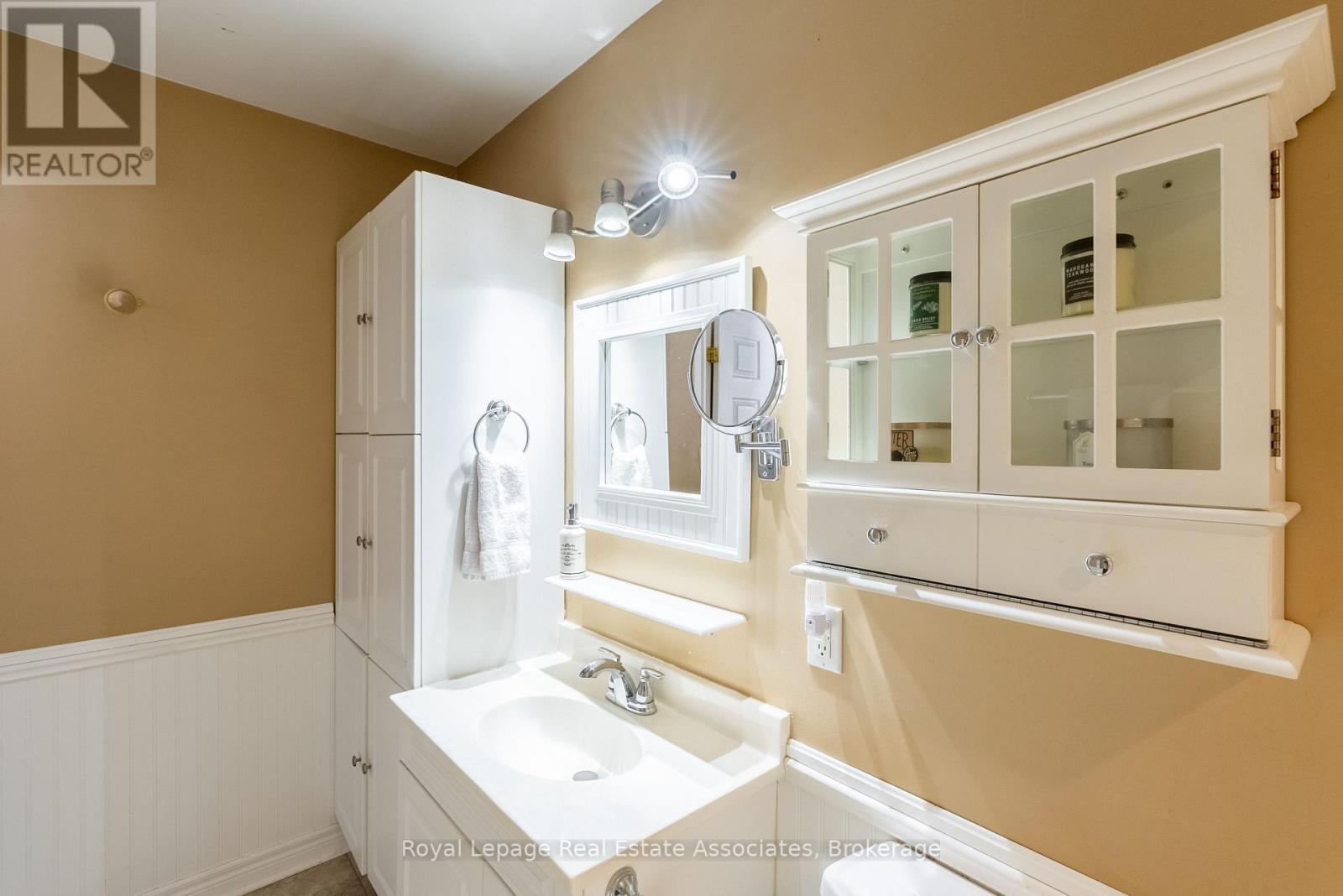 196 Circle Road, Hastings Highlands, Ontario  K0L 2K0 - Photo 18 - X12783668