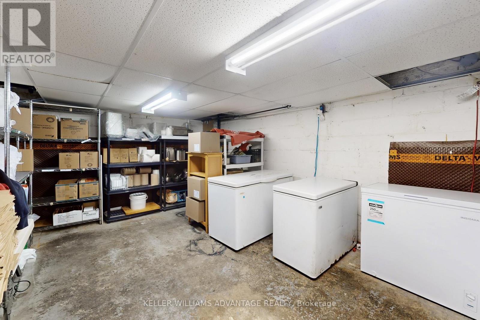 399 Old Orchard Grove, Toronto, Ontario  M5M 2G1 - Photo 13 - C12783742