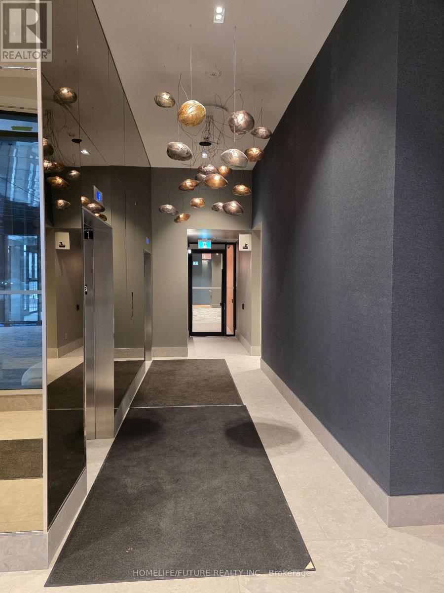 530 - 1720 Bayview Avenue, Toronto, Ontario  M4G 0E5 - Photo 3 - C12783772