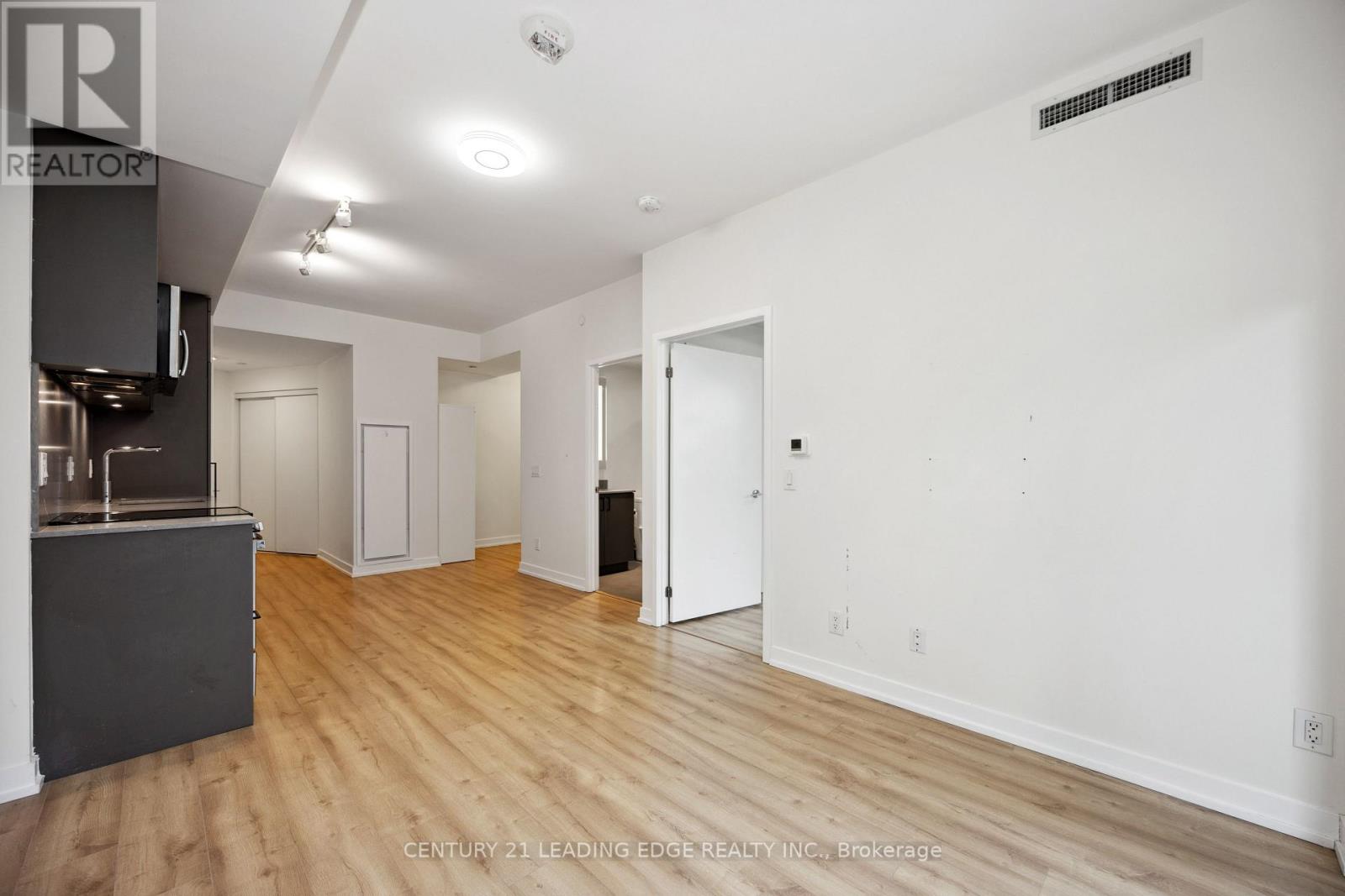 1107 - 135 East Liberty Street, Toronto, Ontario  M6K 3K4 - Photo 14 - C12783856