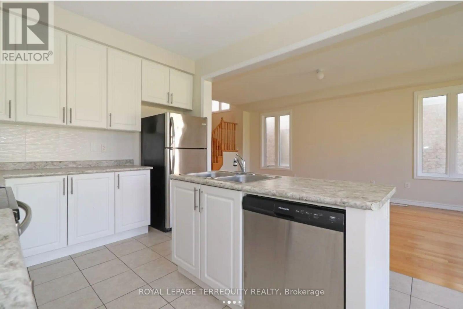 1251 Graham Clapp Avenue, Oshawa, Ontario  L1K 0Y2 - Photo 13 - E12783678