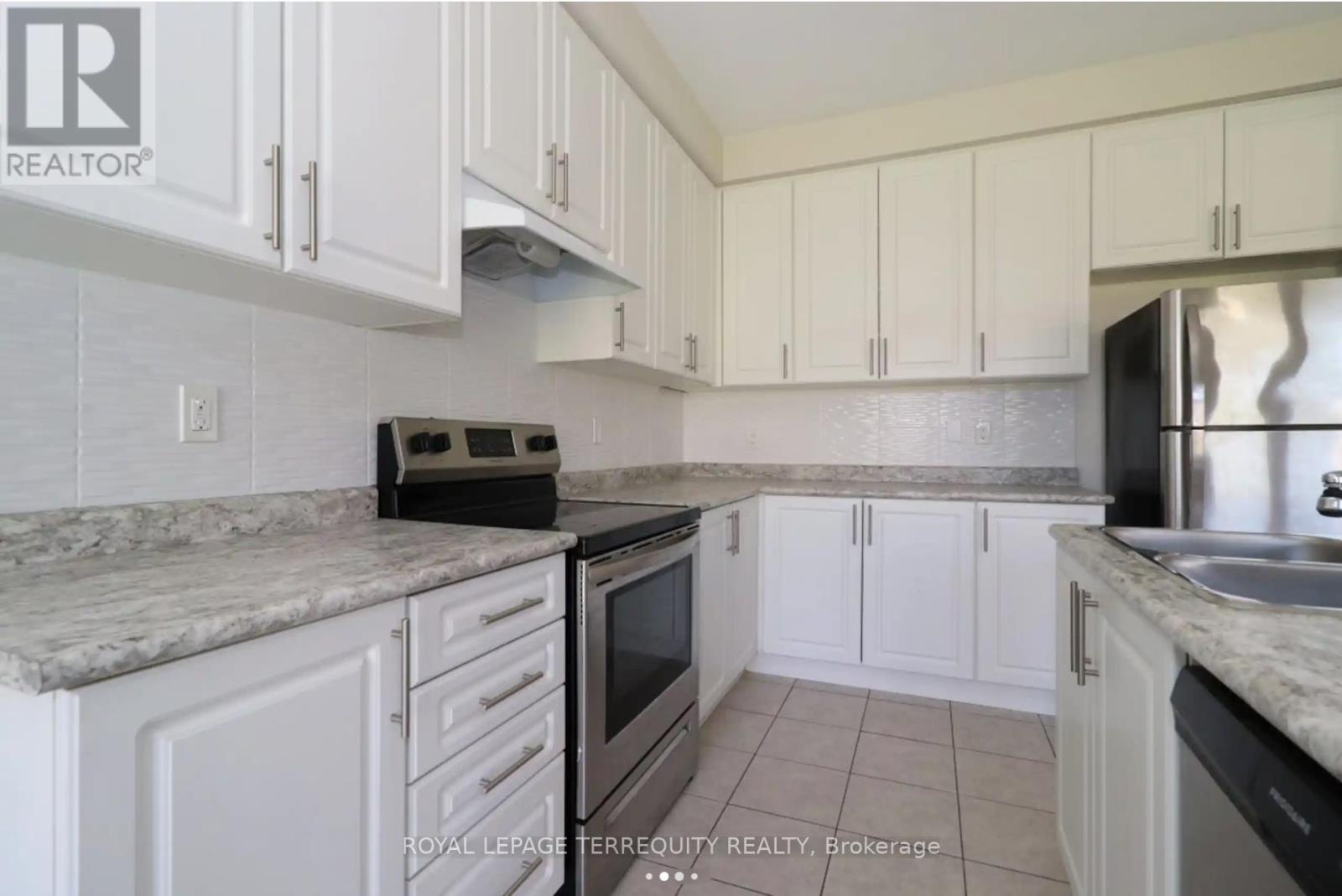 1251 Graham Clapp Avenue, Oshawa, Ontario  L1K 0Y2 - Photo 14 - E12783678