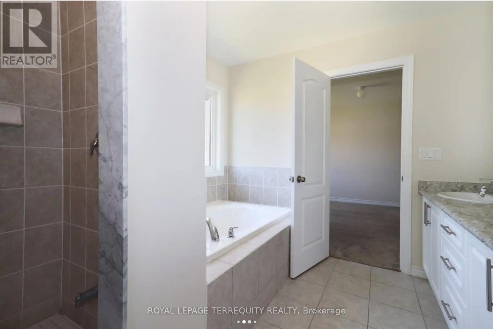 1251 Graham Clapp Avenue, Oshawa, Ontario  L1K 0Y2 - Photo 21 - E12783678