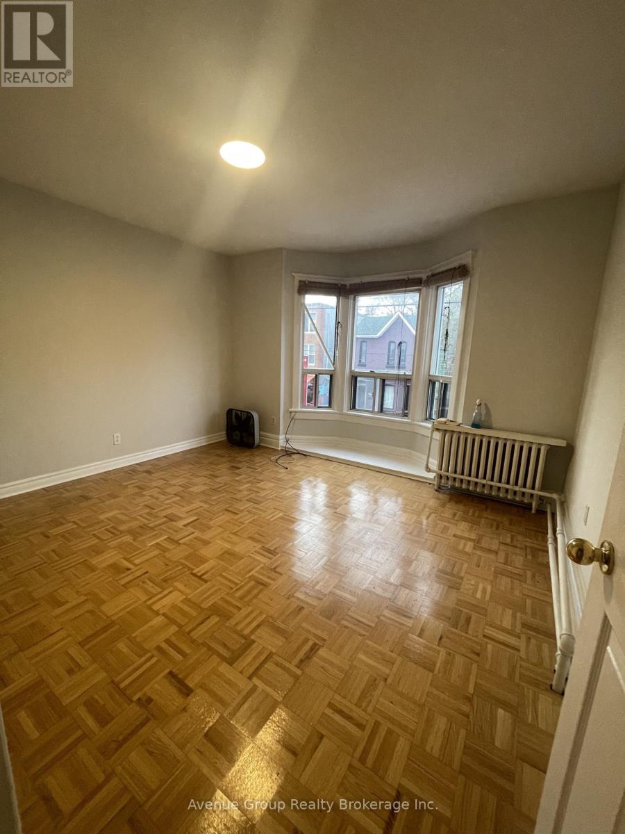 2nd Fl - 621 Gerrard Street E, Toronto, Ontario  M4M 1Y2 - Photo 5 - E12783738
