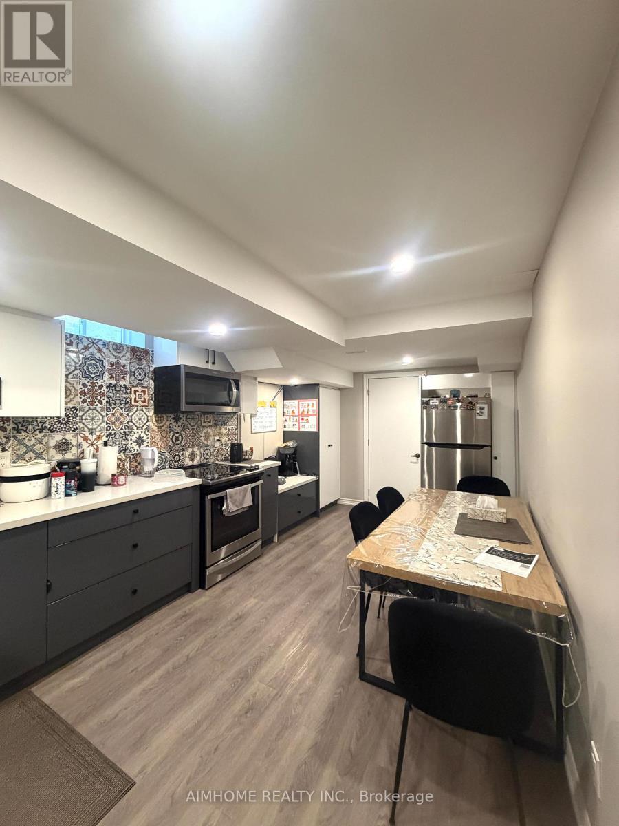 Bsmt - 90 Maverick Crescent, Vaughan, Ontario  L6A 4L1 - Photo 7 - N12783698