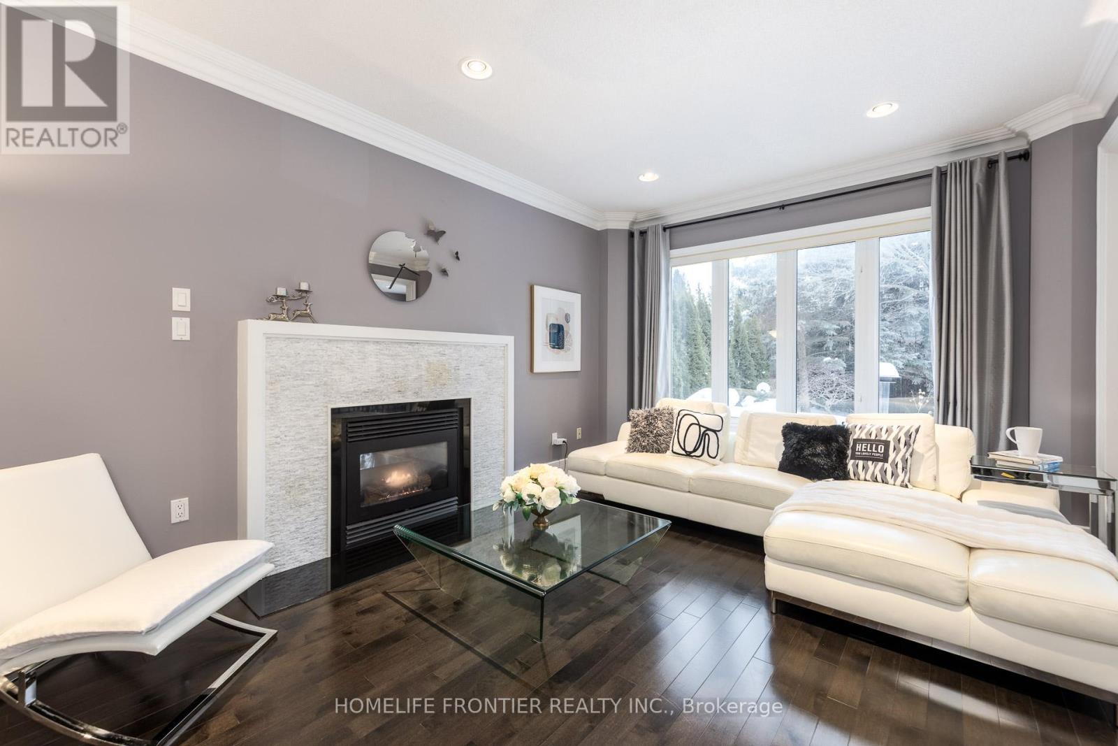 3 Brimwood Crescent, Richmond Hill, Ontario  L4B 4B4 - Photo 10 - N12783718