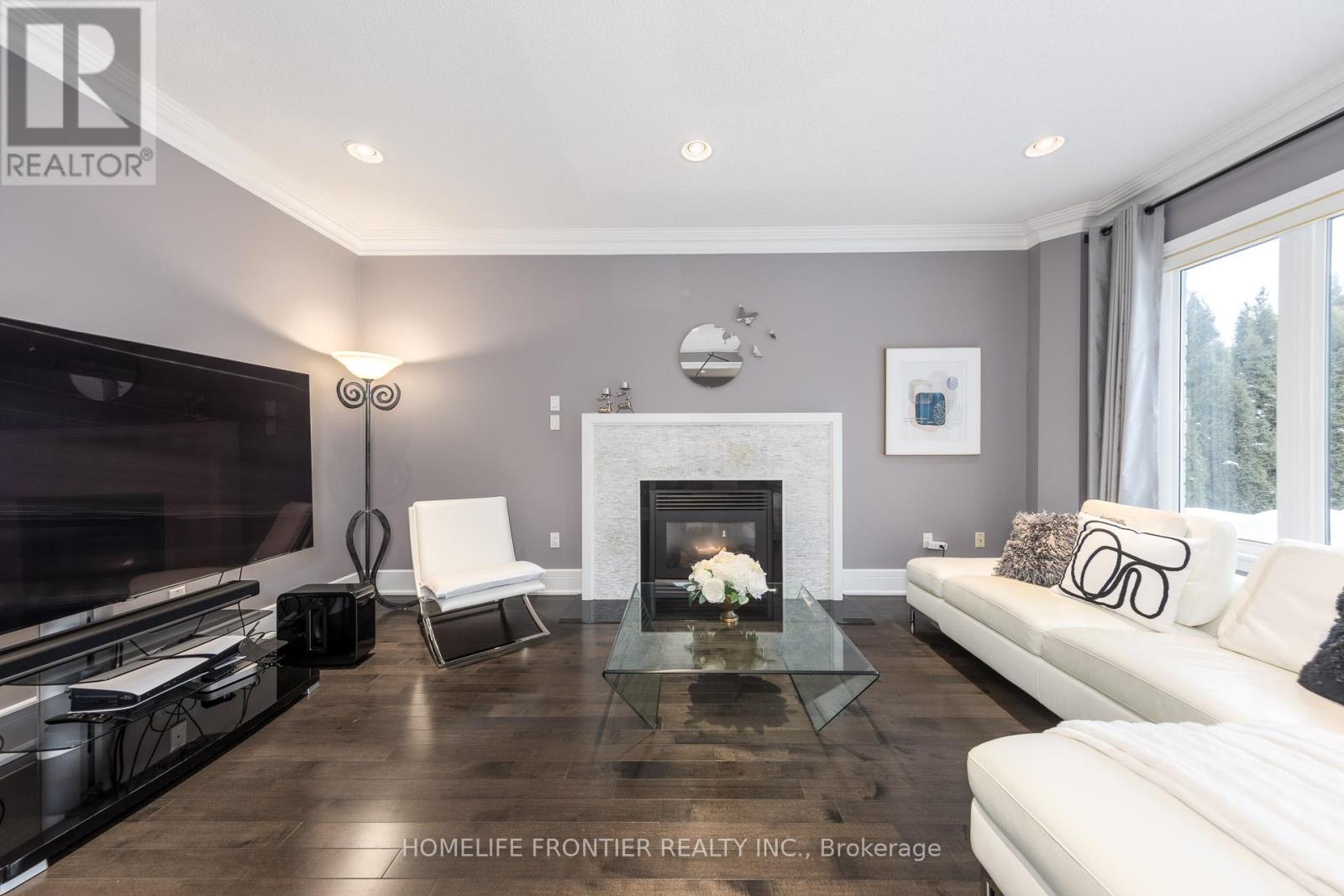 3 Brimwood Crescent, Richmond Hill, Ontario  L4B 4B4 - Photo 11 - N12783718