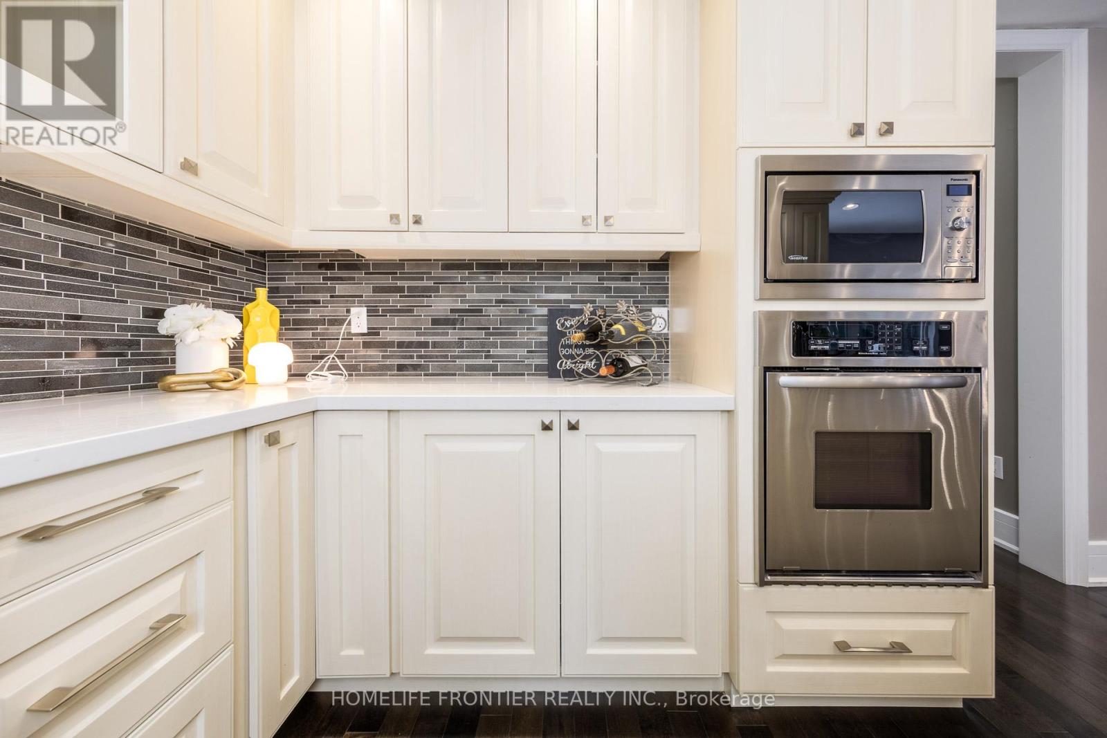 3 Brimwood Crescent, Richmond Hill, Ontario  L4B 4B4 - Photo 16 - N12783718