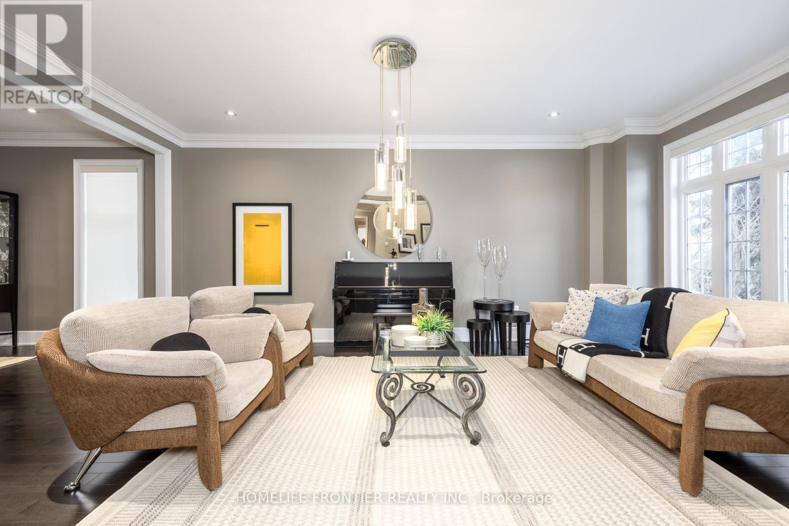 3 Brimwood Crescent, Richmond Hill, Ontario  L4B 4B4 - Photo 3 - N12783718