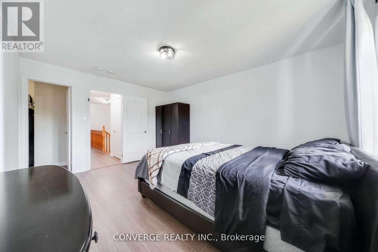 72 Greenwood Drive, Essa (Angus), Ontario  L0M 1B5 - Photo 13 - N12783852