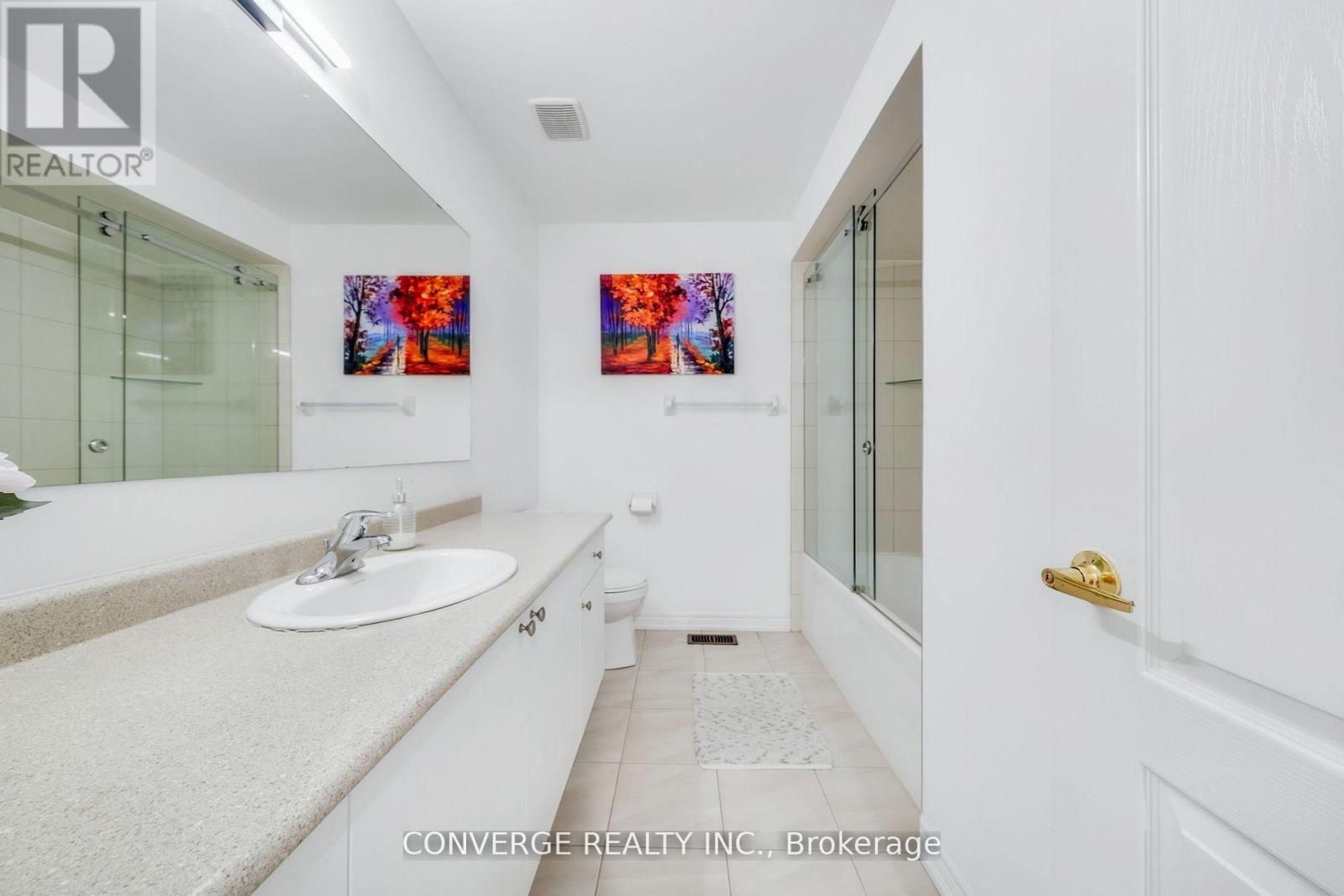 72 Greenwood Drive, Essa (Angus), Ontario  L0M 1B5 - Photo 18 - N12783852