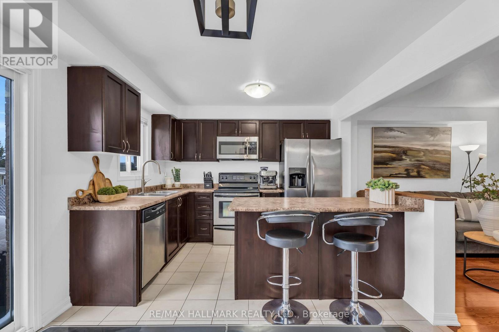 77 Commonwealth Road, Barrie (Innis-Shore), Ontario  L4M 0C9 - Photo 14 - S12783750