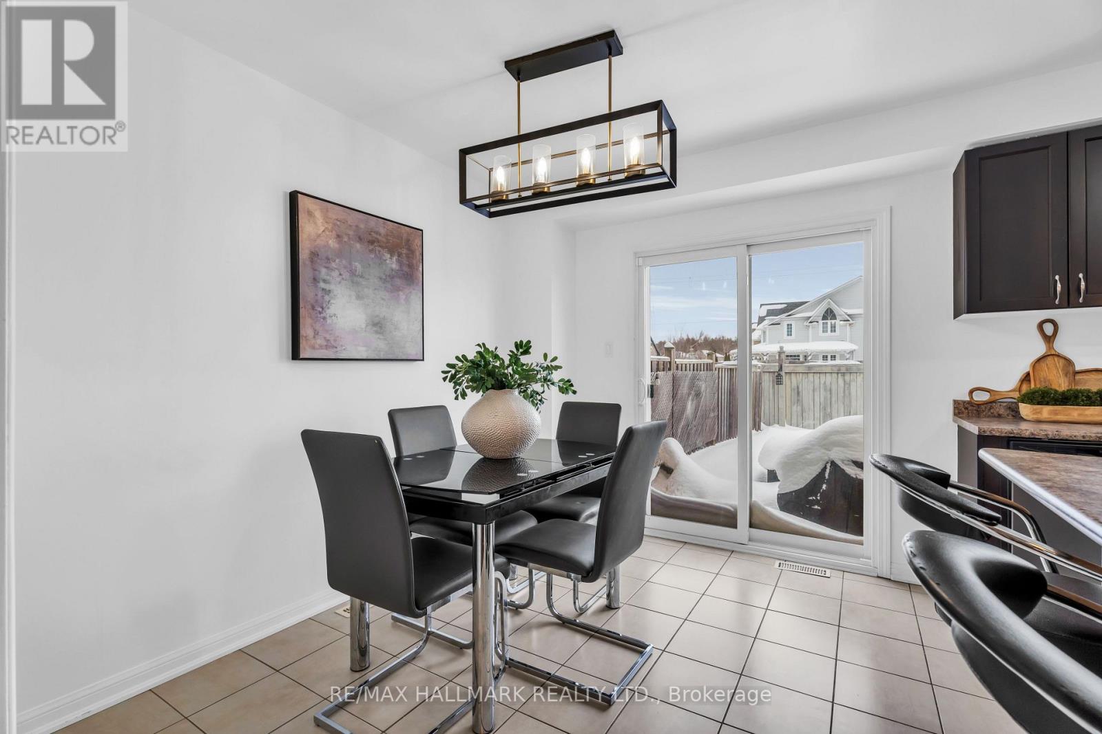 77 Commonwealth Road, Barrie (Innis-Shore), Ontario  L4M 0C9 - Photo 24 - S12783750