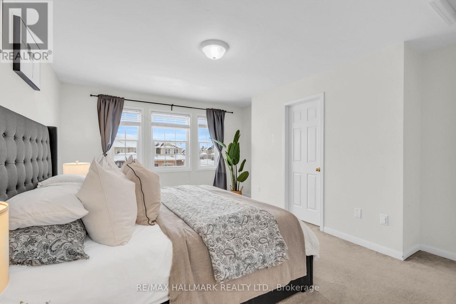 77 Commonwealth Road, Barrie (Innis-Shore), Ontario  L4M 0C9 - Photo 29 - S12783750