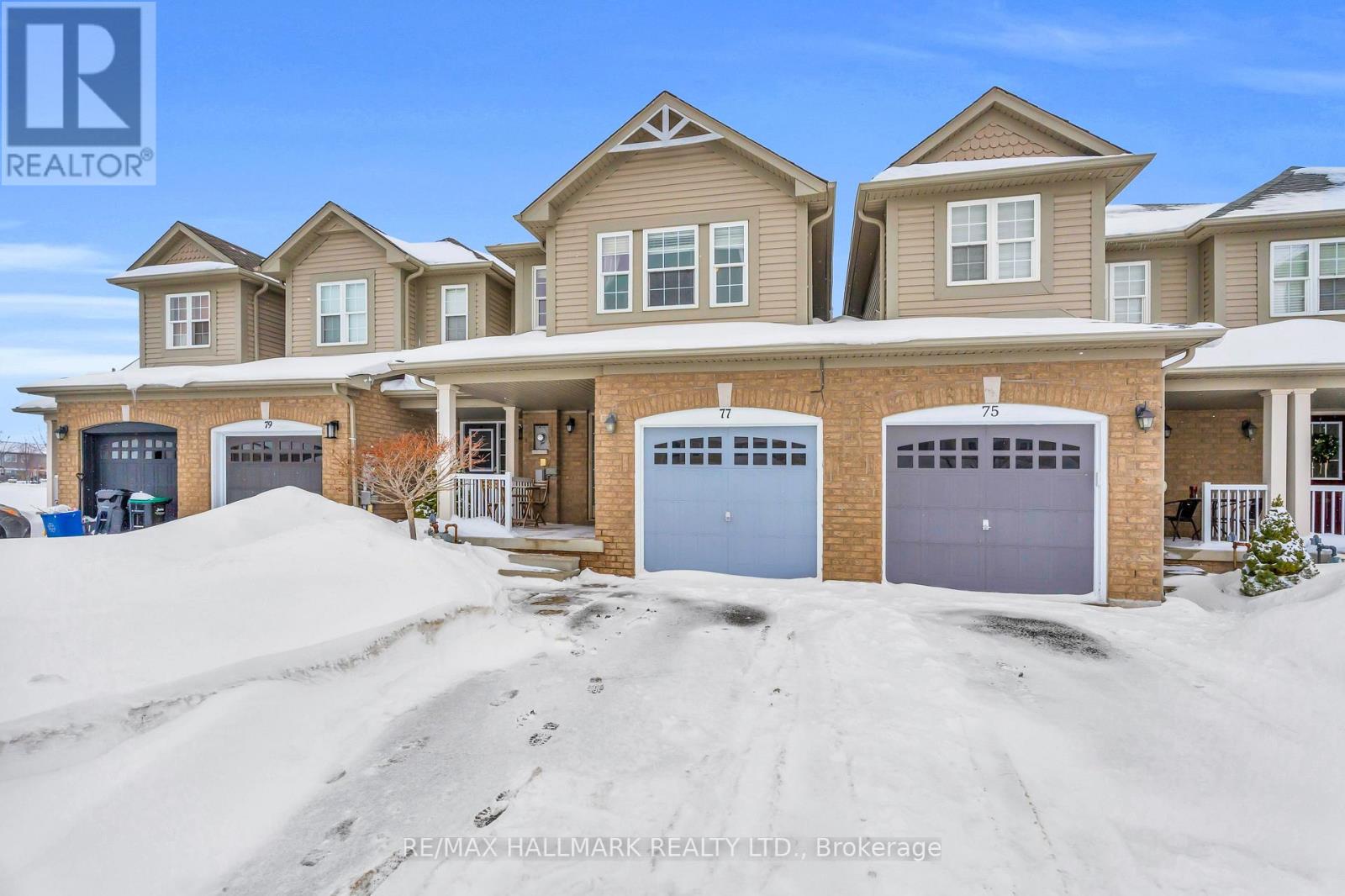 77 Commonwealth Road, Barrie (Innis-Shore), Ontario  L4M 0C9 - Photo 3 - S12783750