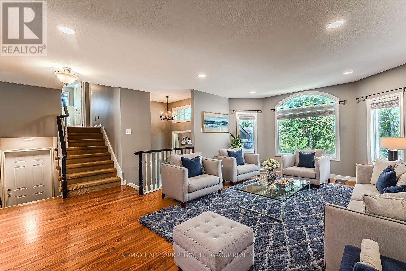 239 SIMCOE STREET, Clearview, Ontario