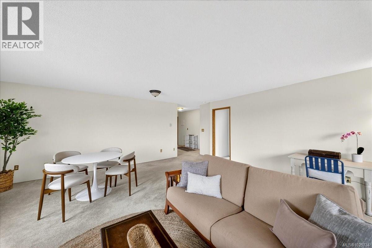 403 1010 Bristol Rd, Saanich, British Columbia  V8X 4R8 - Photo 11 - 1025734