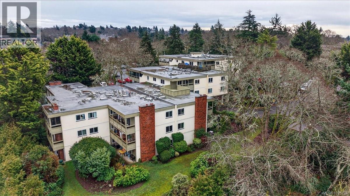 403 1010 Bristol Rd, Saanich, British Columbia