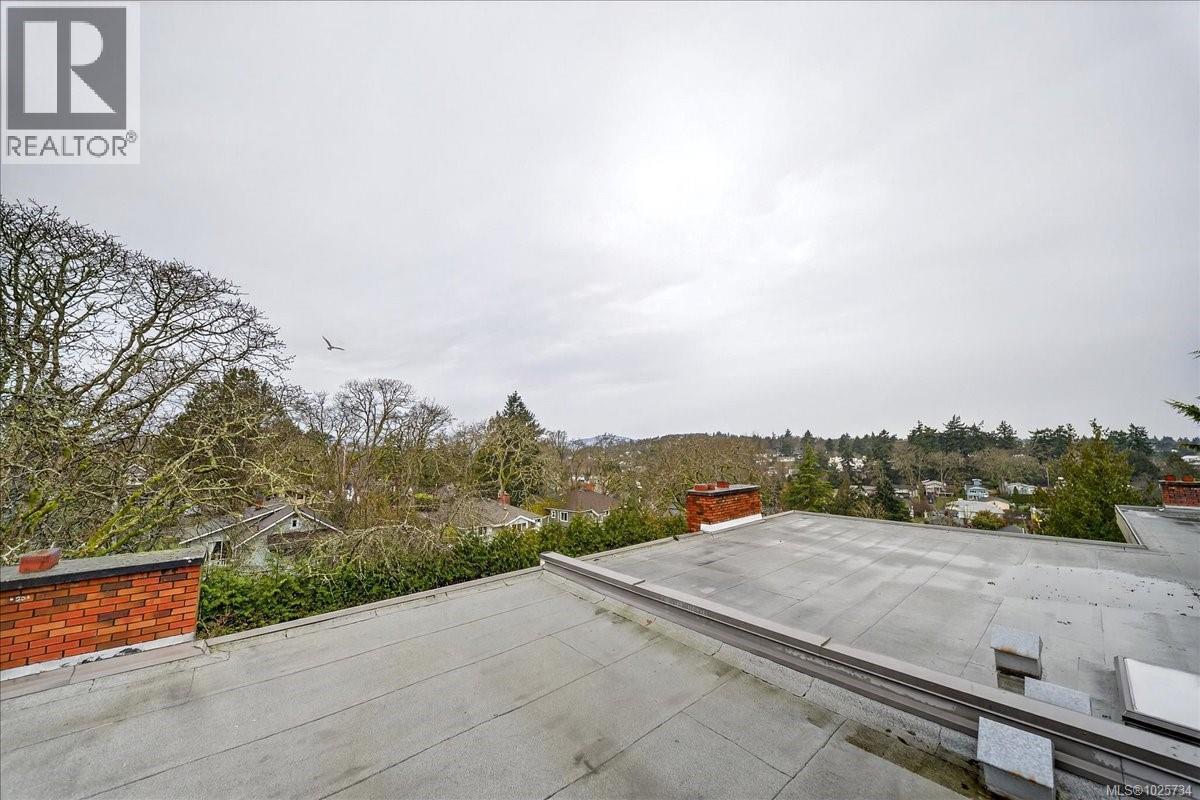 403 1010 Bristol Rd, Saanich, British Columbia  V8X 4R8 - Photo 15 - 1025734