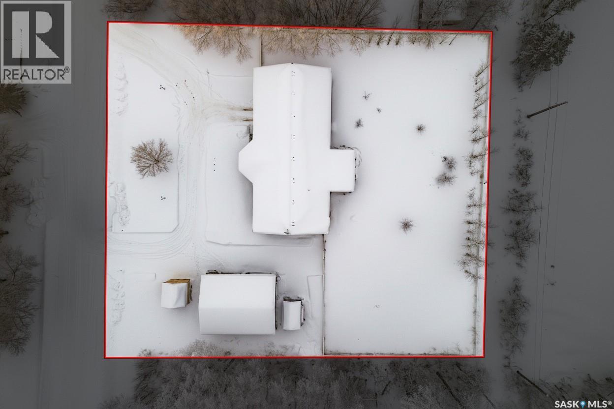 306 2nd Street E, Smeaton, Saskatchewan  S0J 2J0 - Photo 3 - SK028431