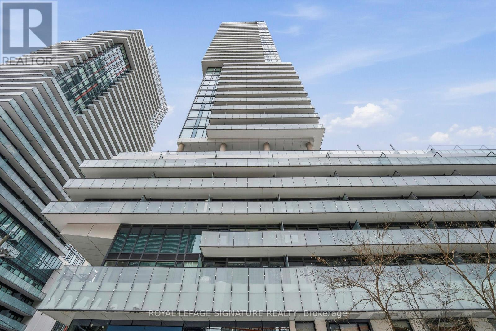 306 - 161 ROEHAMPTON AVENUE, Toronto, Ontario