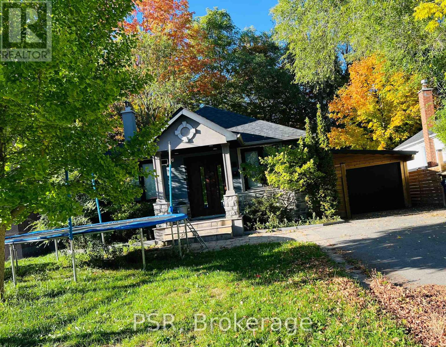 BSMT - 2B ROYCREST AVENUE, Toronto, Ontario