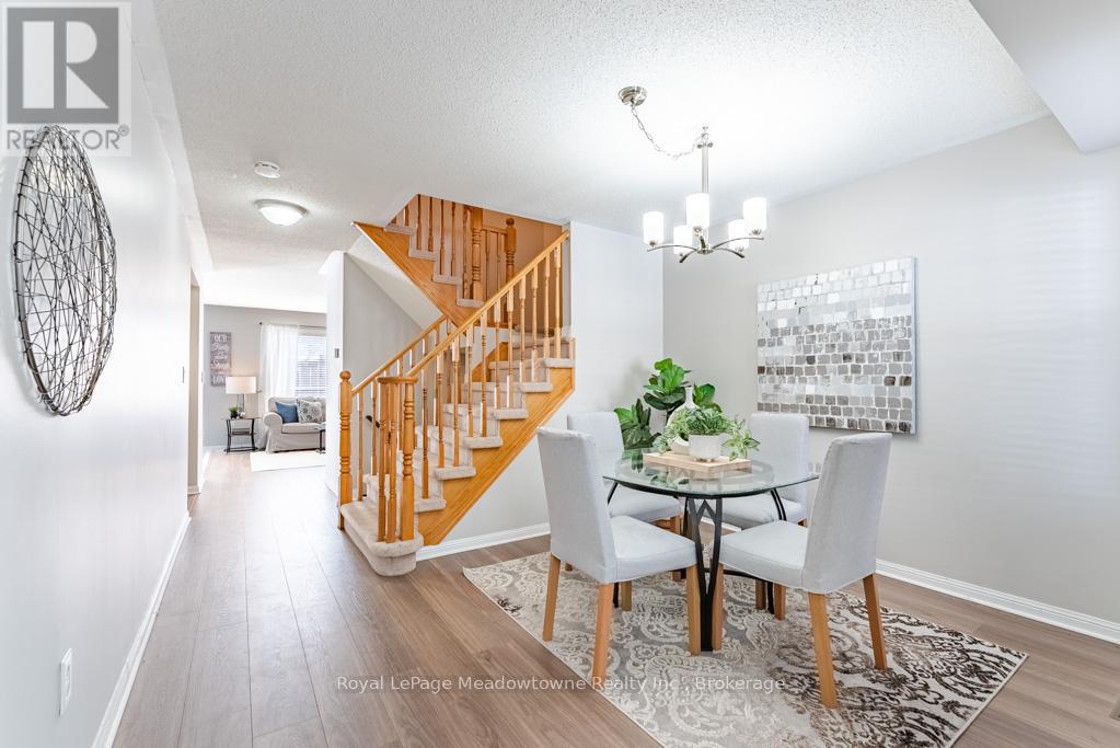 1637 Stover Crescent, Milton, Ontario  L9T 5N4 - Photo 7 - W12728882