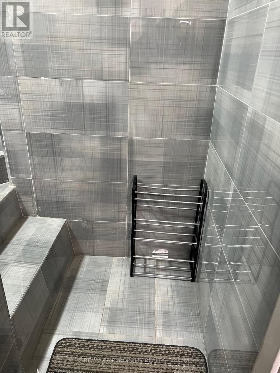 Bsmt - 26 Lansbury Drive, Toronto, Ontario  M1V 3H6 - Photo 25 - E12783380