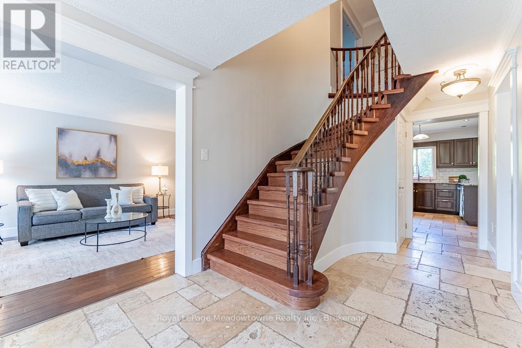 518 Grand Ridge Drive, Cambridge, Ontario  N1S 4Y9 - Photo 8 - X12732786