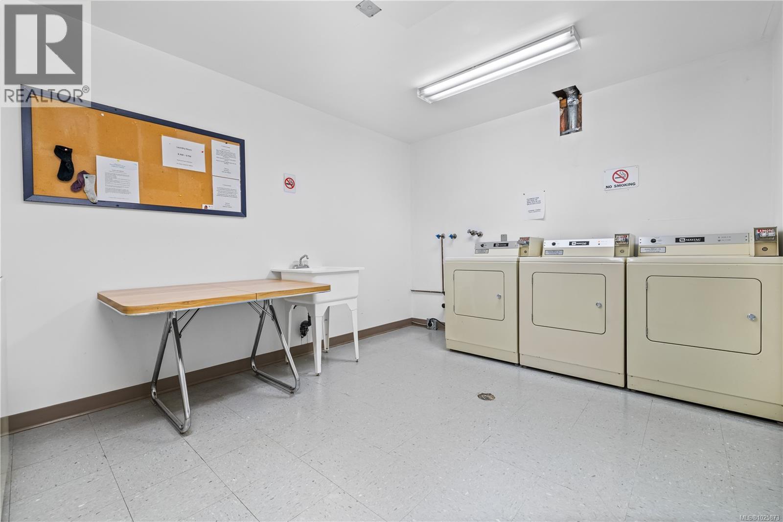 305 611 Macmillan Dr, Sayward, British Columbia  V0N 1A0 - Photo 16 - 1025873