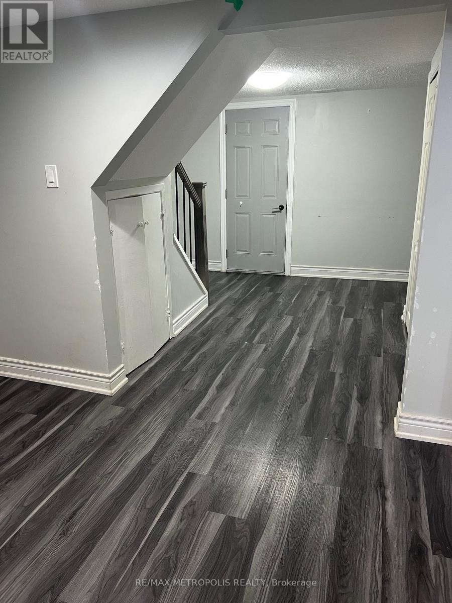 Bsmt - 26 Lansbury Drive, Toronto, Ontario  M1V 3H6 - Photo 23 - E12783380