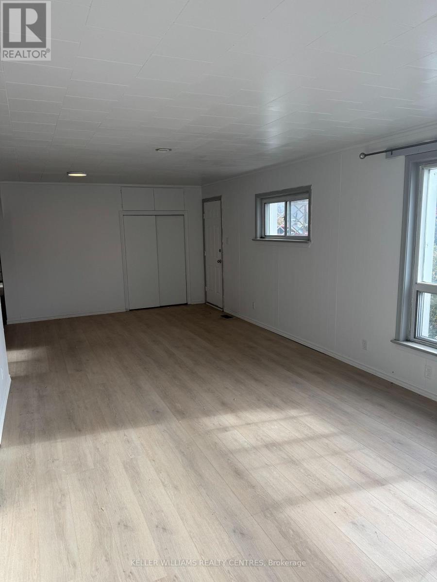 20a - 20 The Queensway S, Georgina, Ontario  L4P 1Y7 - Photo 6 - N12392552