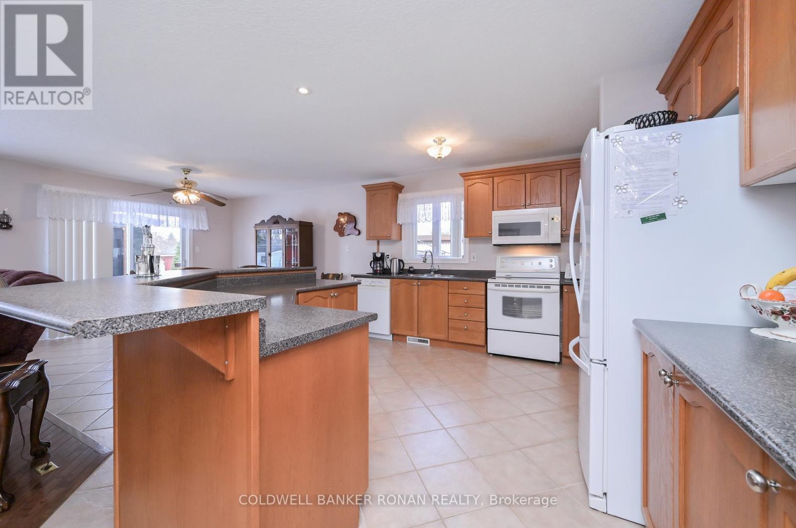 30 Lynch Lane, Adjala-Tosorontio, Ontario  L0M 1J0 - Photo 3 - N12648278