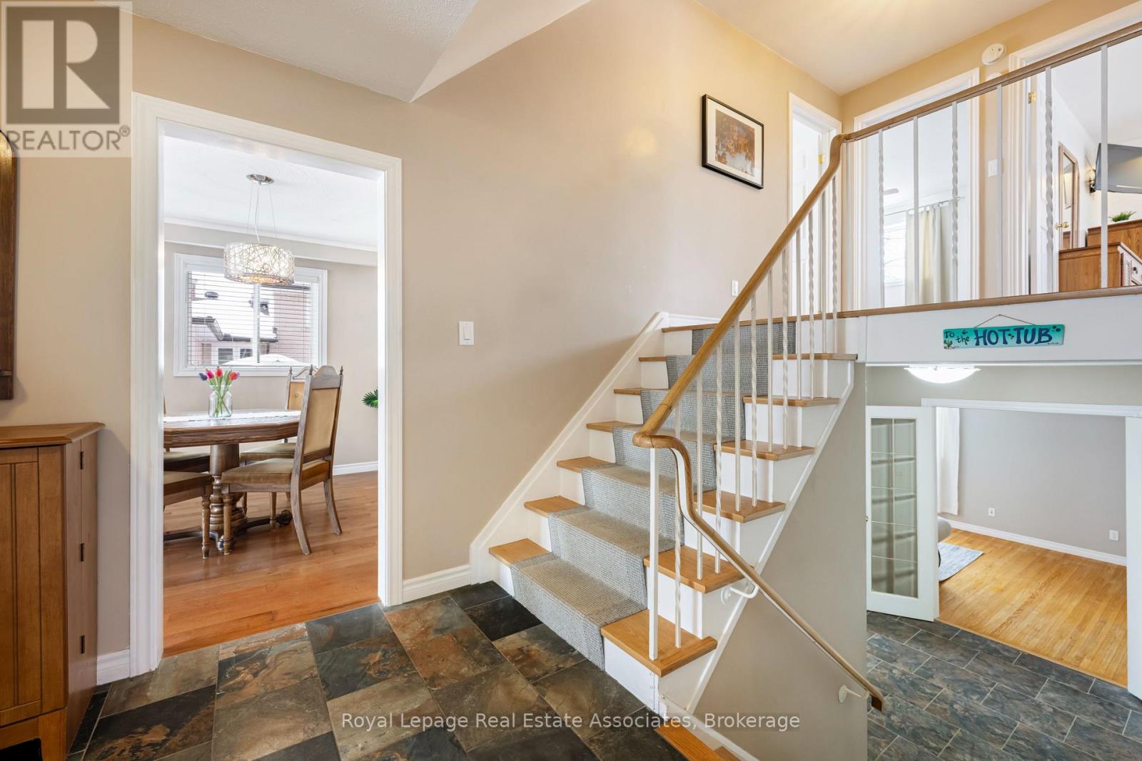 1221 Wood Place, Oakville, Ontario  L6L 2R4 - Photo 15 - W12783702