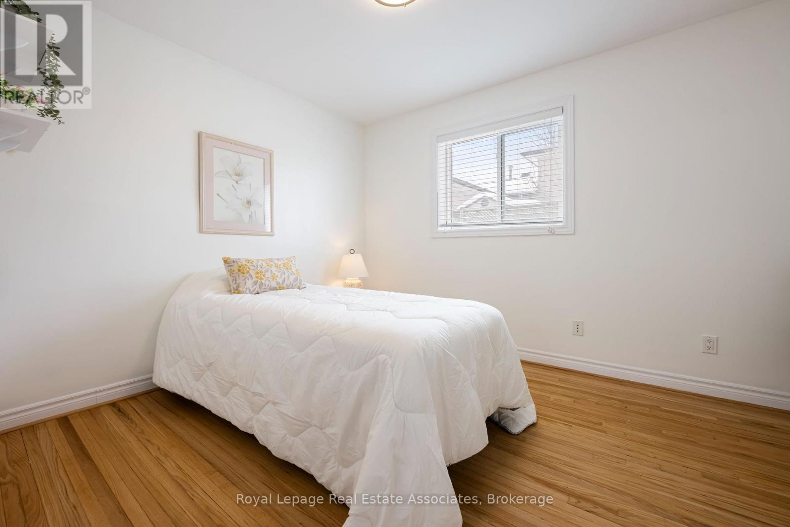 1221 Wood Place, Oakville, Ontario  L6L 2R4 - Photo 26 - W12783702