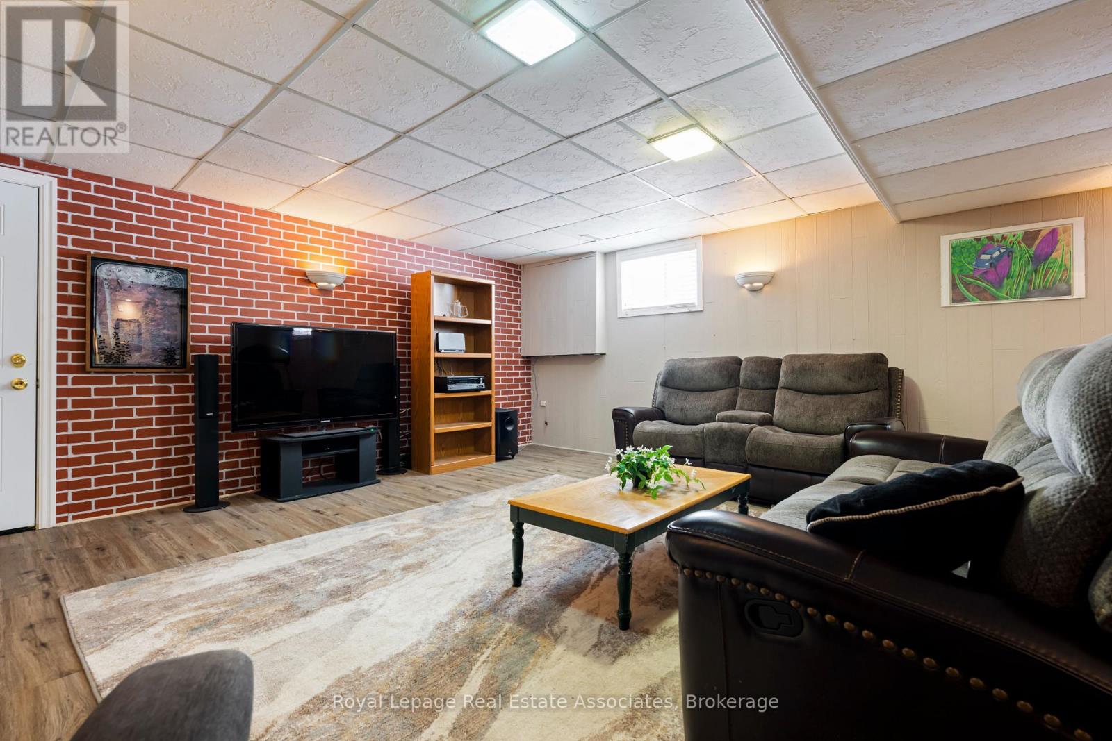 1221 Wood Place, Oakville, Ontario  L6L 2R4 - Photo 38 - W12783702