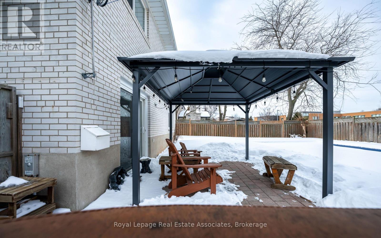 1221 Wood Place, Oakville, Ontario  L6L 2R4 - Photo 43 - W12783702